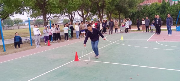 c50566e350524be5b779cdfd6d8799a0.jpg